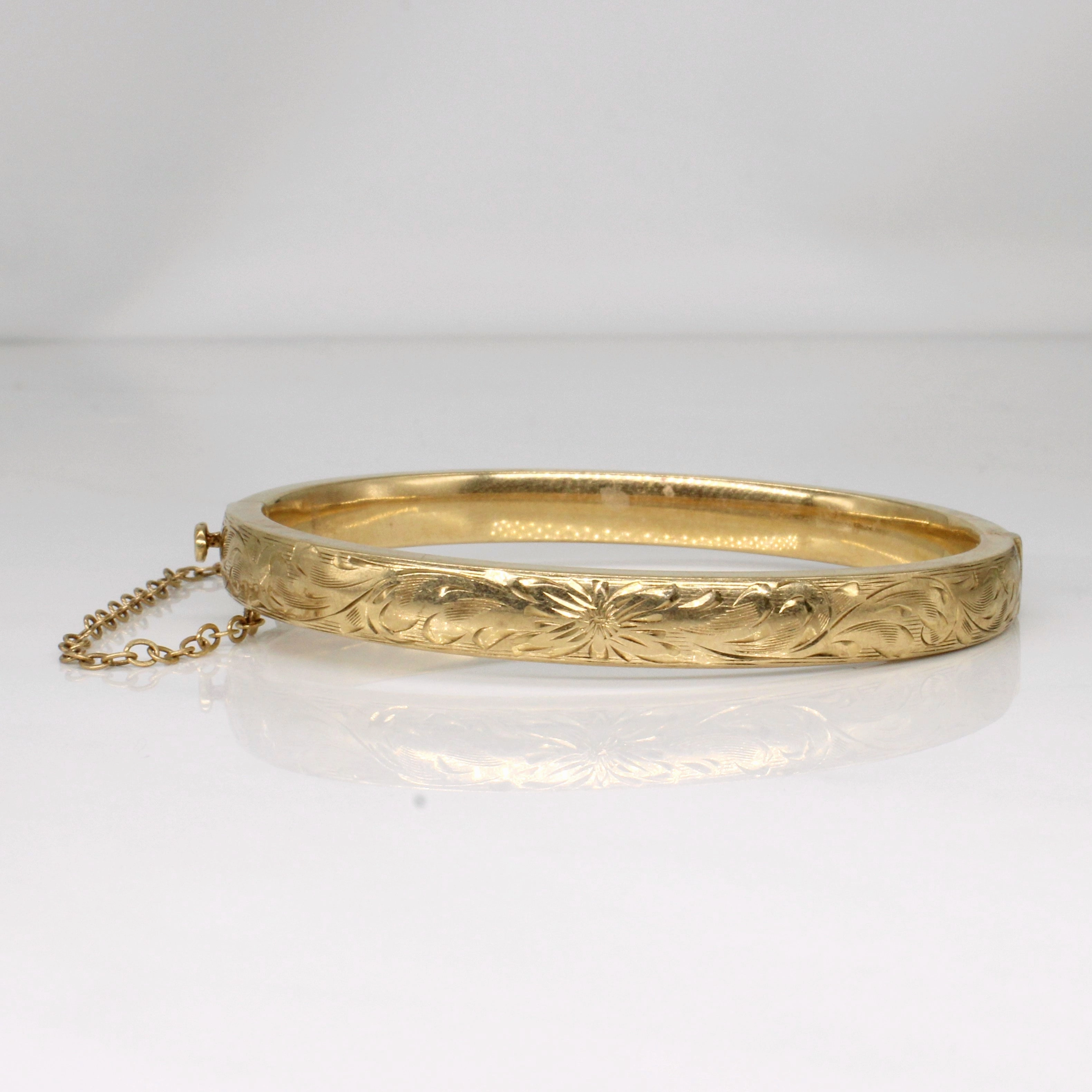 Formal Gift 10k Yellow Gold Engraved Flower Bracelet | 7" |