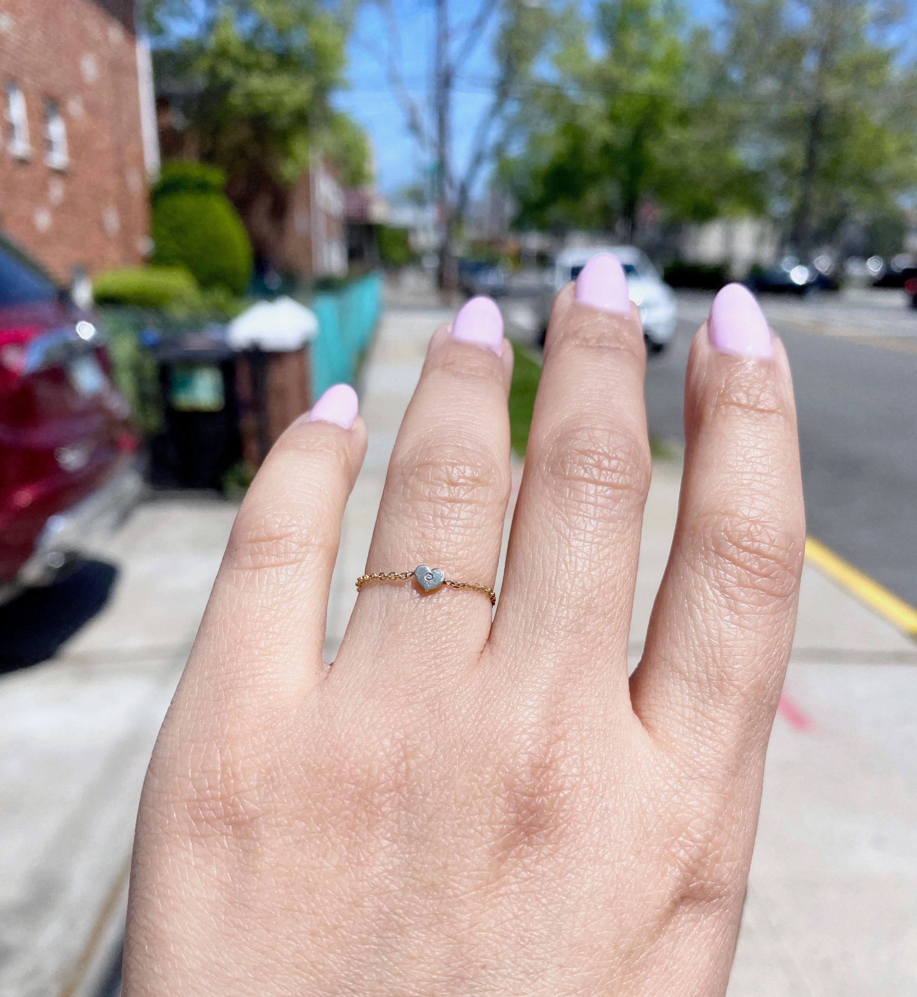 14K Gold & Diamond Soft Chain Mini Heart Ring Modern Flow Pure Highlight