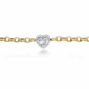 Unmissable Detail 14K Gold Link With Center Diamond Heart Bracelet