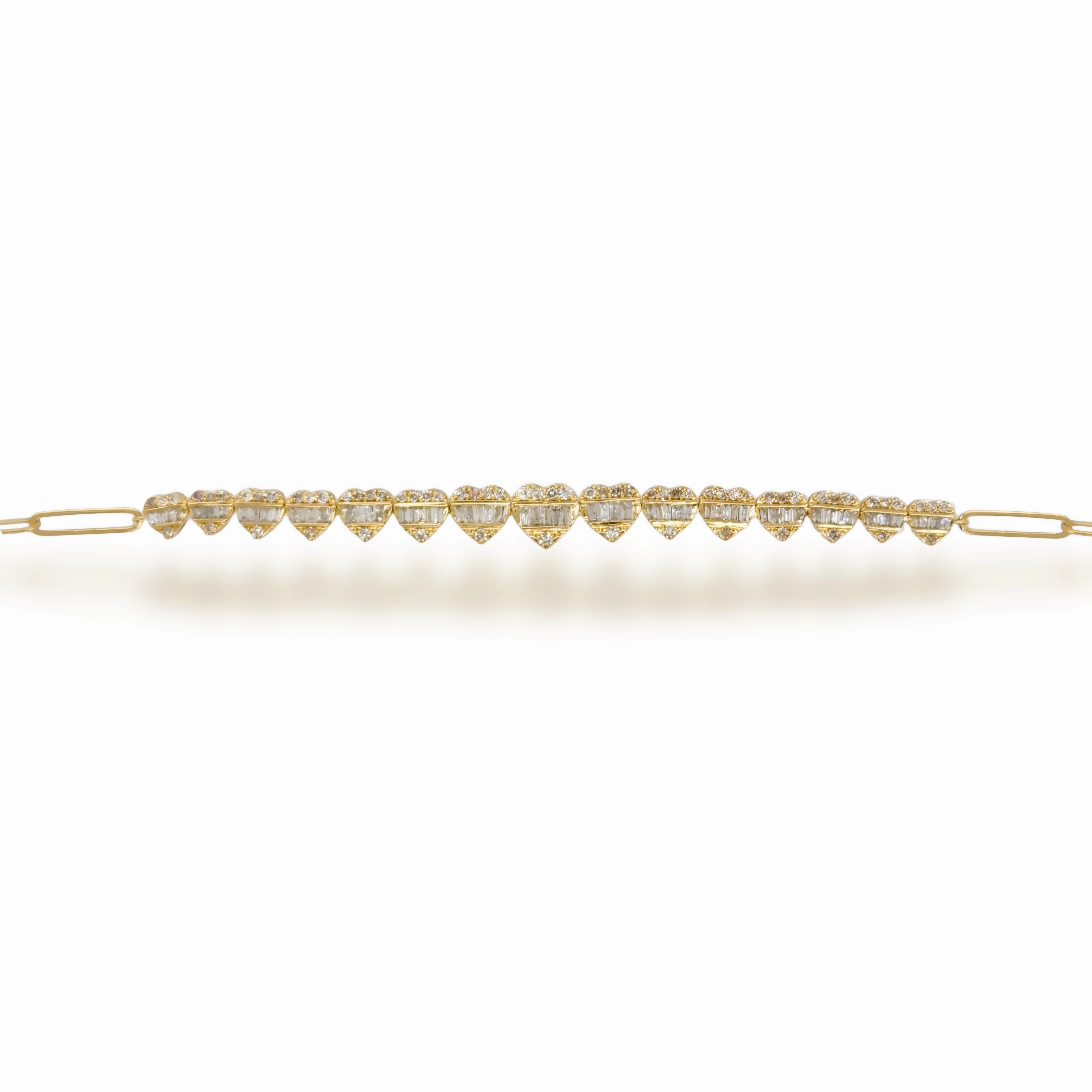 14K Gold Paperclip With Center Diamond Hearts Bracelet Typical View