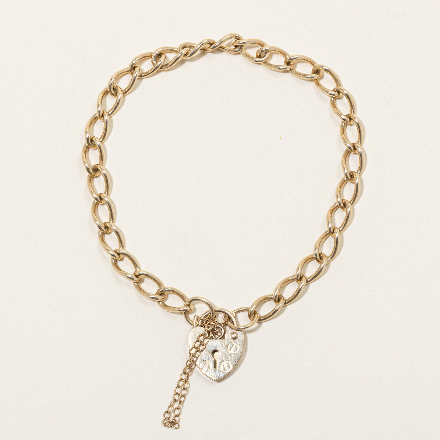 9k Yellow Gold Heart Lock Bracelet | 7" | Soft Shadow Signature Look