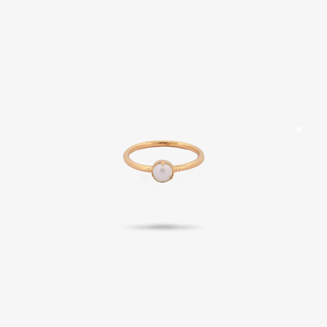 Daily Fit Amare Wear Petite Pinky Freshwater Pearl Solitaire Ring- June Birthstone