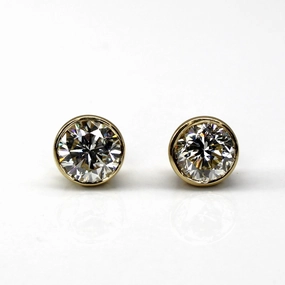 Bezel Set Diamond Stud Earrings | 2.40ctw VS1/VS2 I | Vibrant Highlight