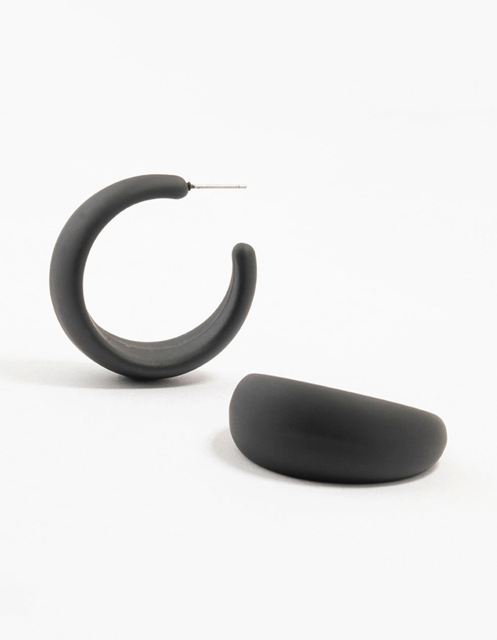 Everyday Piece Gorgeous Ornament Black Coated Pointed Wide Hoop Earrings
