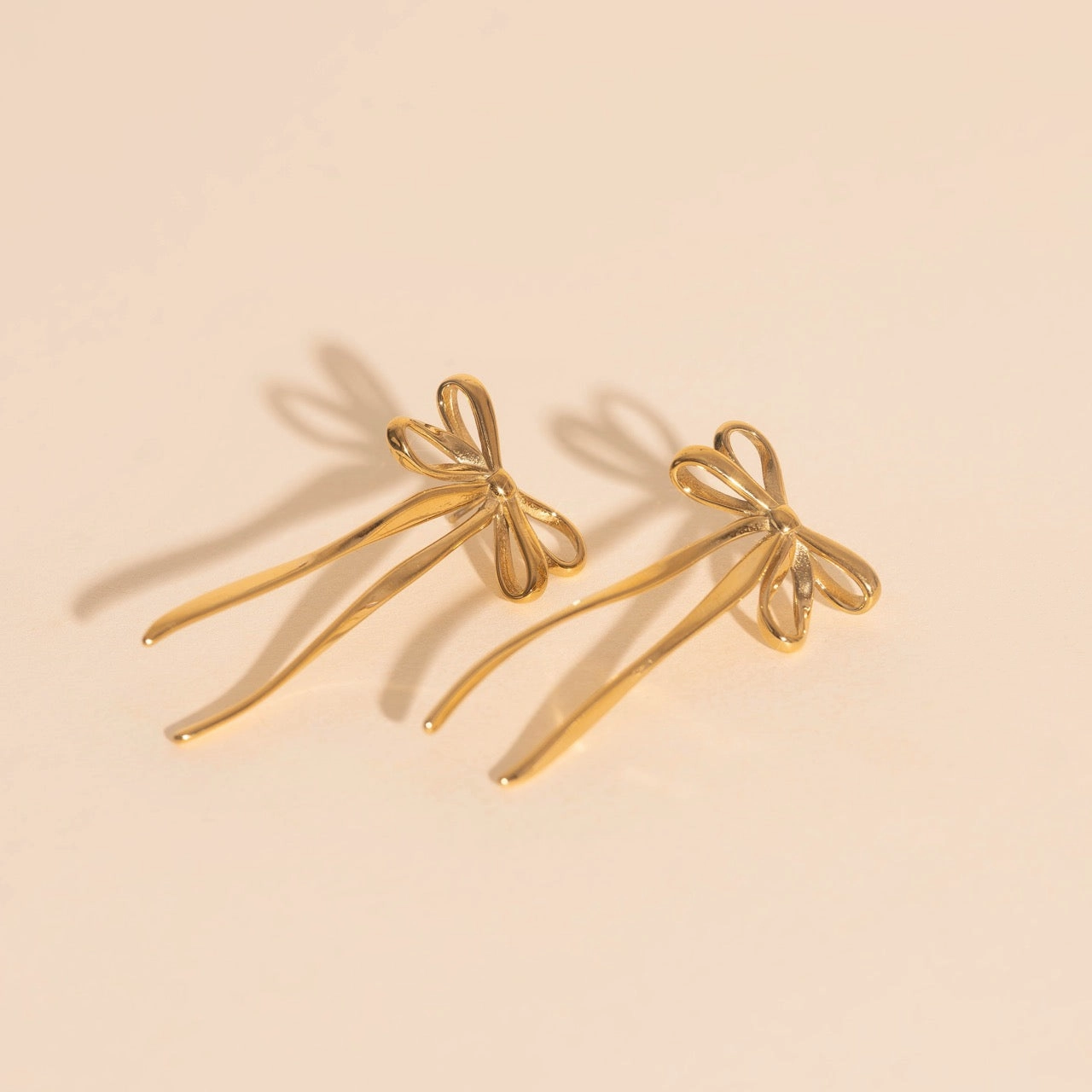 Urban Look Bowknot Stud Earrings