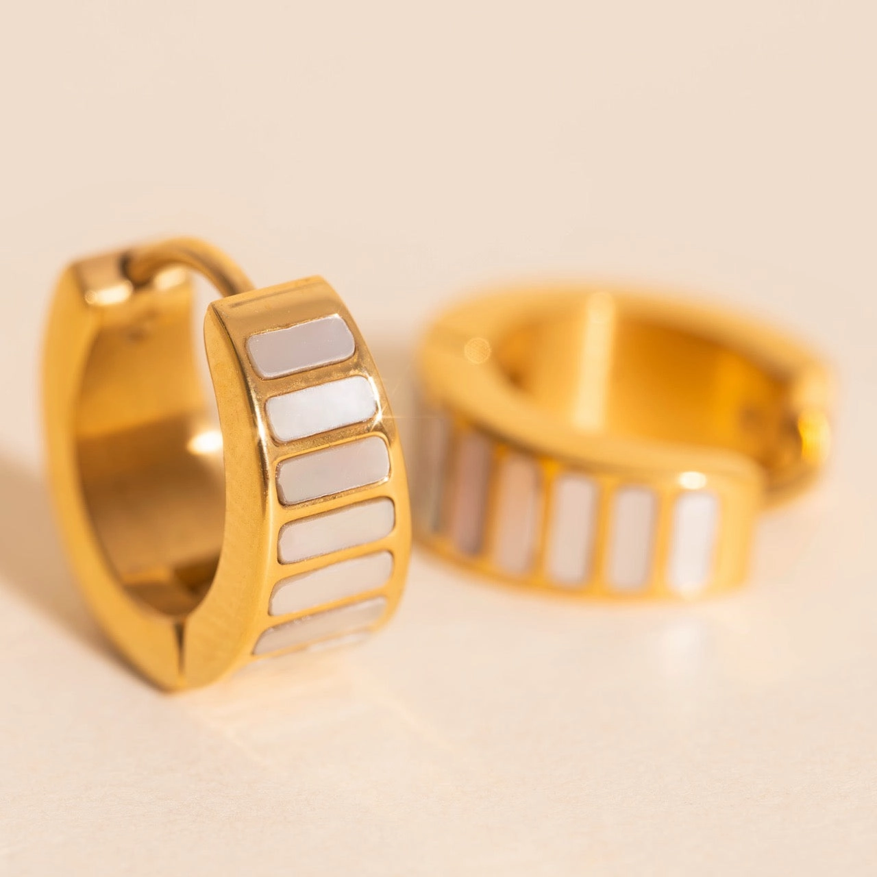 Precious Glow Pearl Shell Teardrop Super Chunky Huggie Hoop Earrings