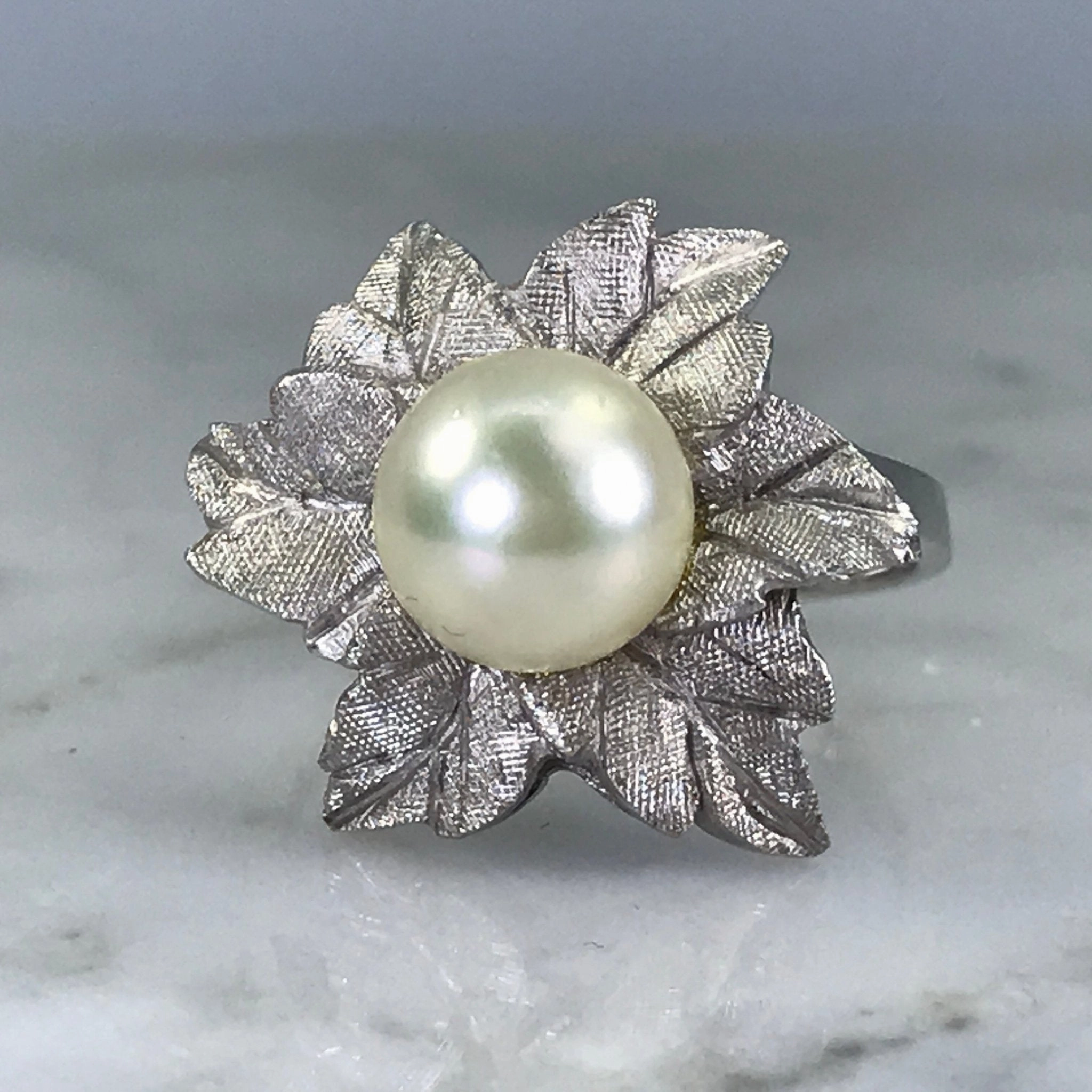 Vintage Pearl Art Nouveau Flower Ring. 14K White Gold. June Birthstone. 4th Anniversary. Dazzle Factor
