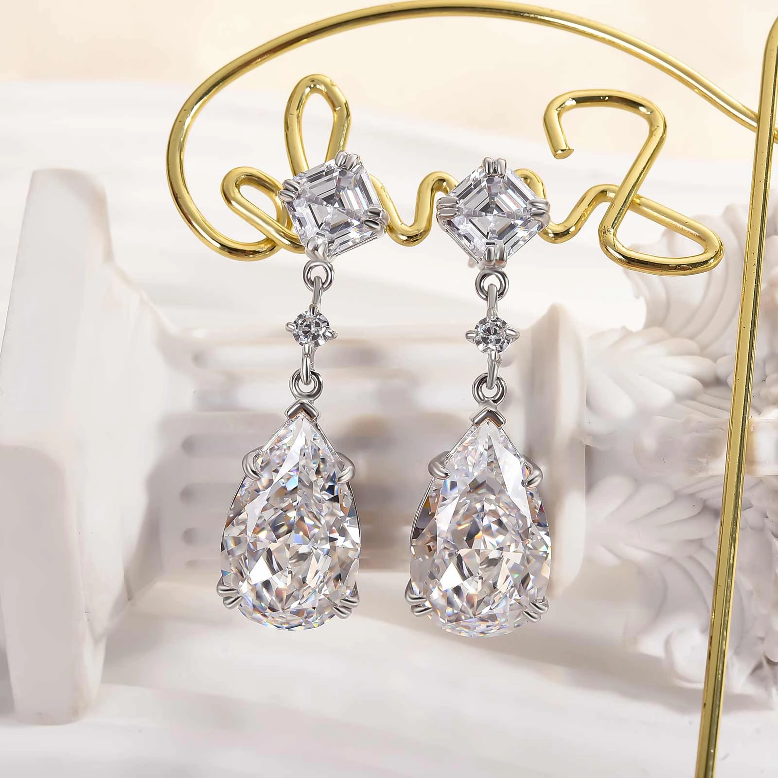 Louily Classic Pear Cut Women's Earrings In Sterling Silver Affordable Accessory Night Decoration