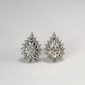 Minimal Finish Premium Form Cluster Diamond Pear Shape Stud Earrings | 0.42 ctw |