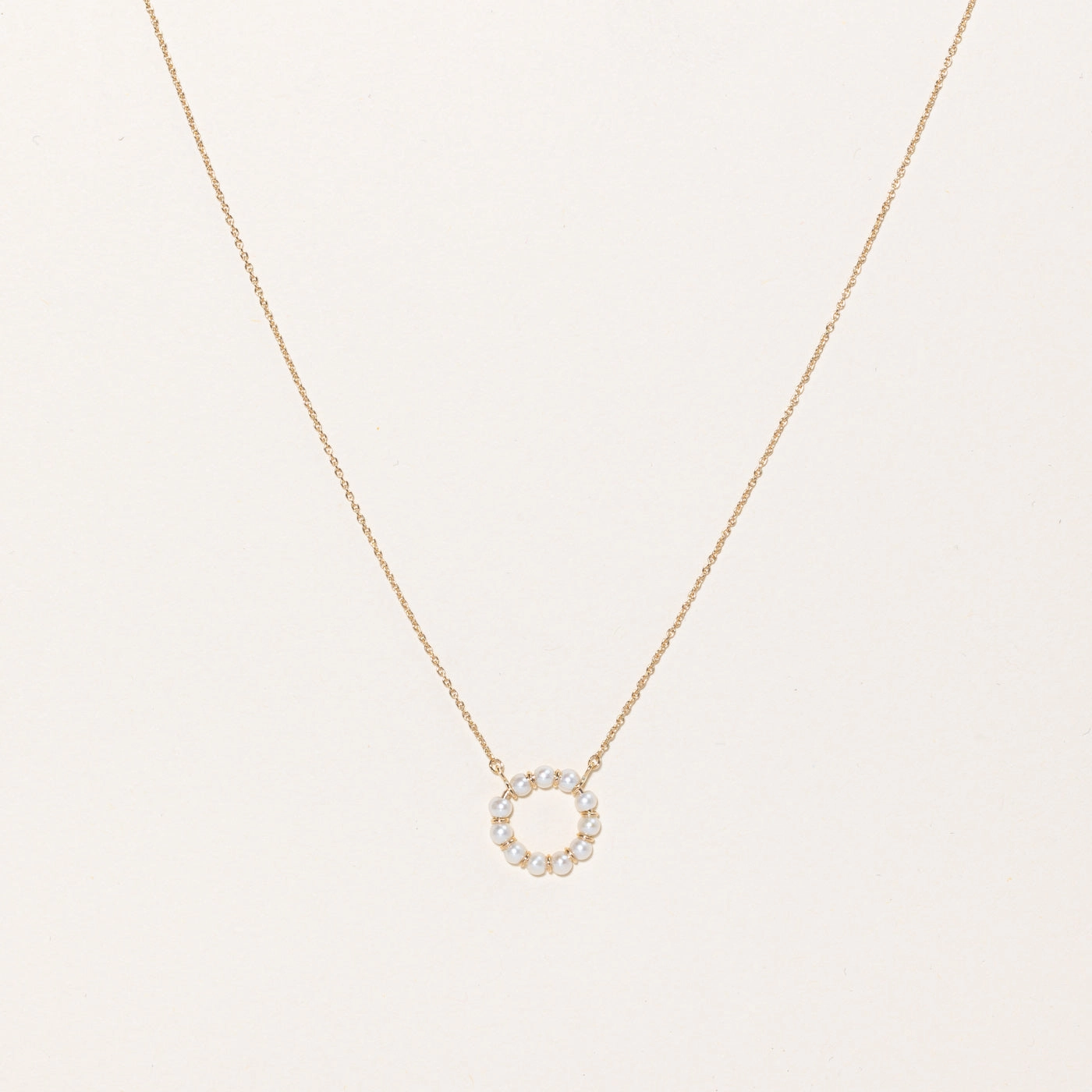 '100 Ways' Freshwater Pearl Wreath Pendant Necklace | 18" | Timeless Finish