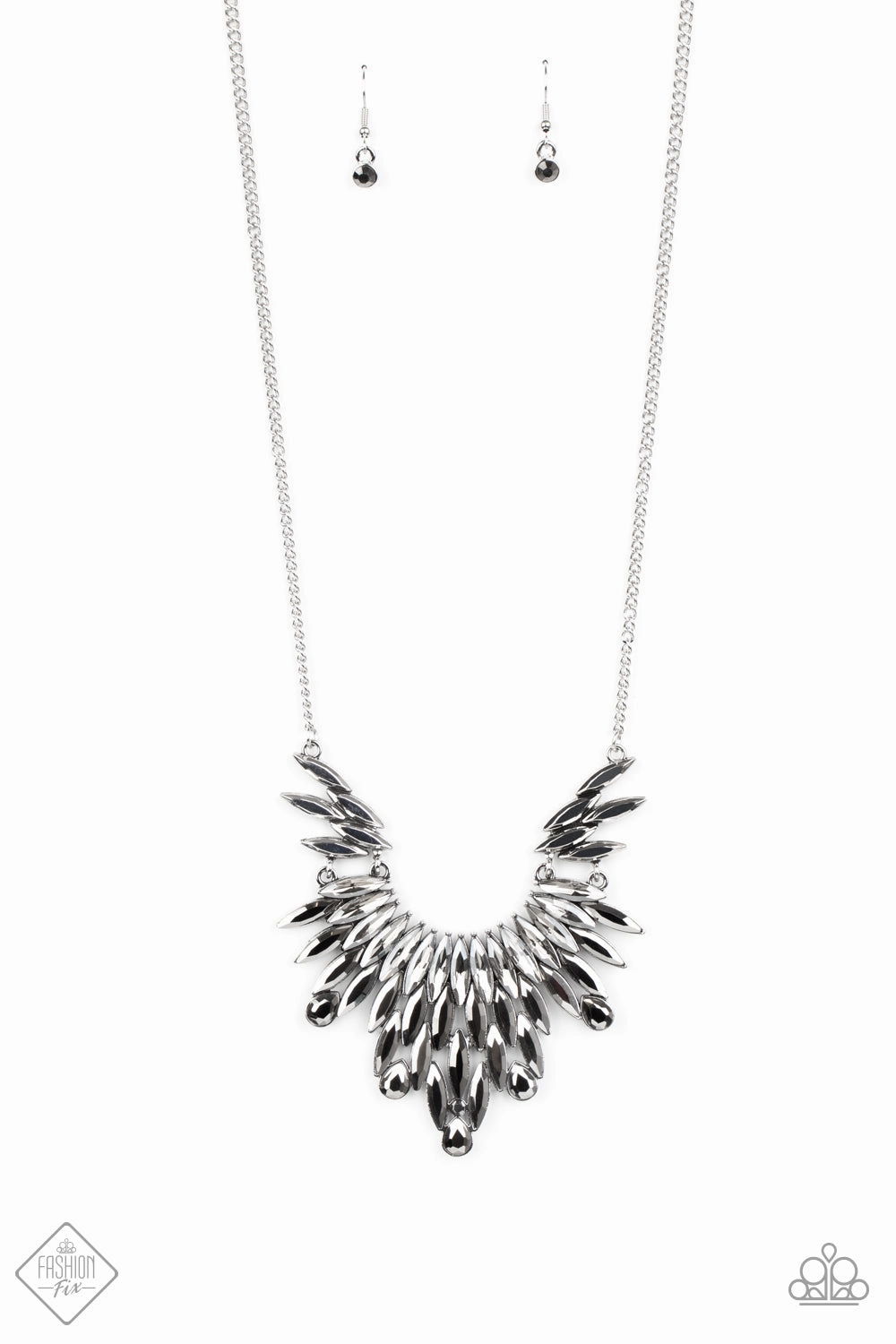 Paparazzi Accessories ? Leave it to LUXE - Silver Necklace?Flat Rate Ship $4.50? Home Present