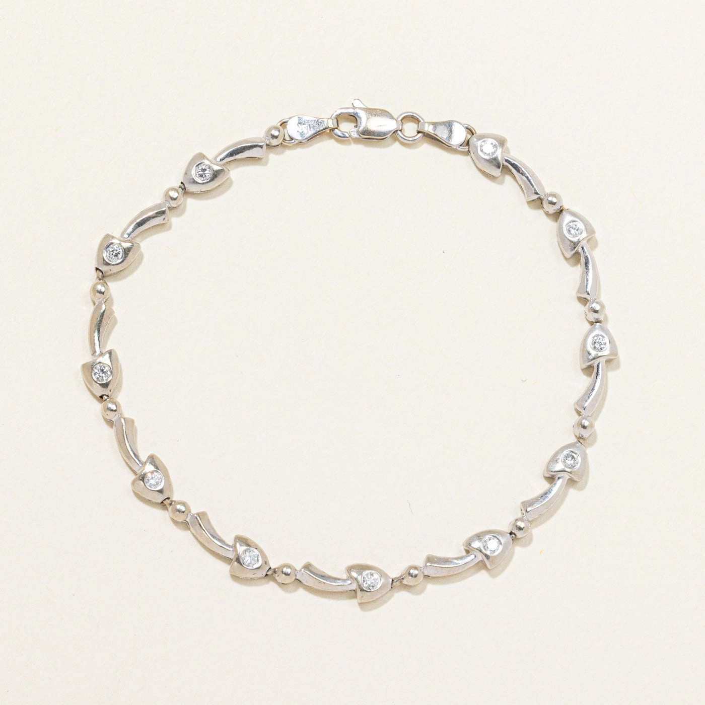 Diamond Mushroom Link Bracelet | 0.25ctw | 6.5" Glam Appeal Soft feature