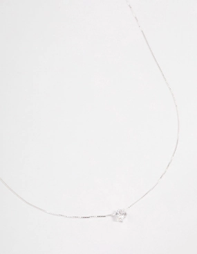 Sterling Silver Classic Claw Pendant Necklace Comfortable Piece Excellent Gift