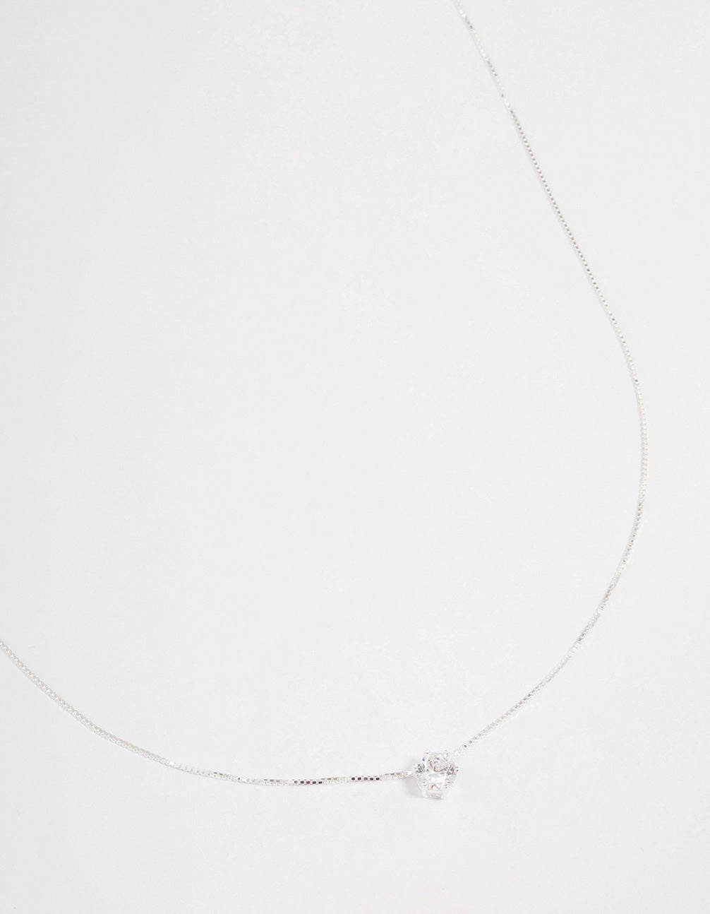 Sterling Silver Classic Claw Pendant Necklace Comfortable Piece Excellent Gift