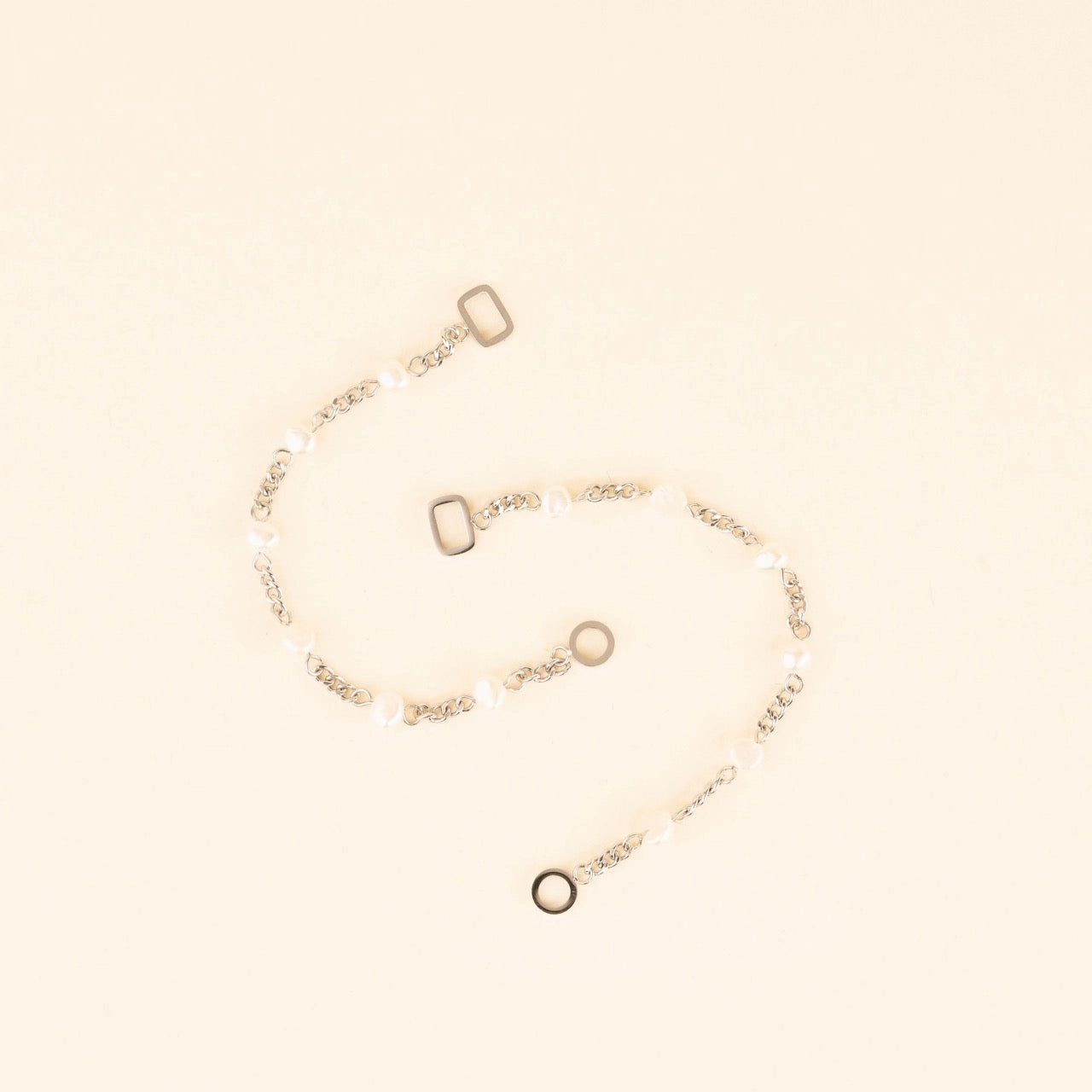 Pearl Chain Huggie Hoop Chains Sleek Craft Stunning Finish