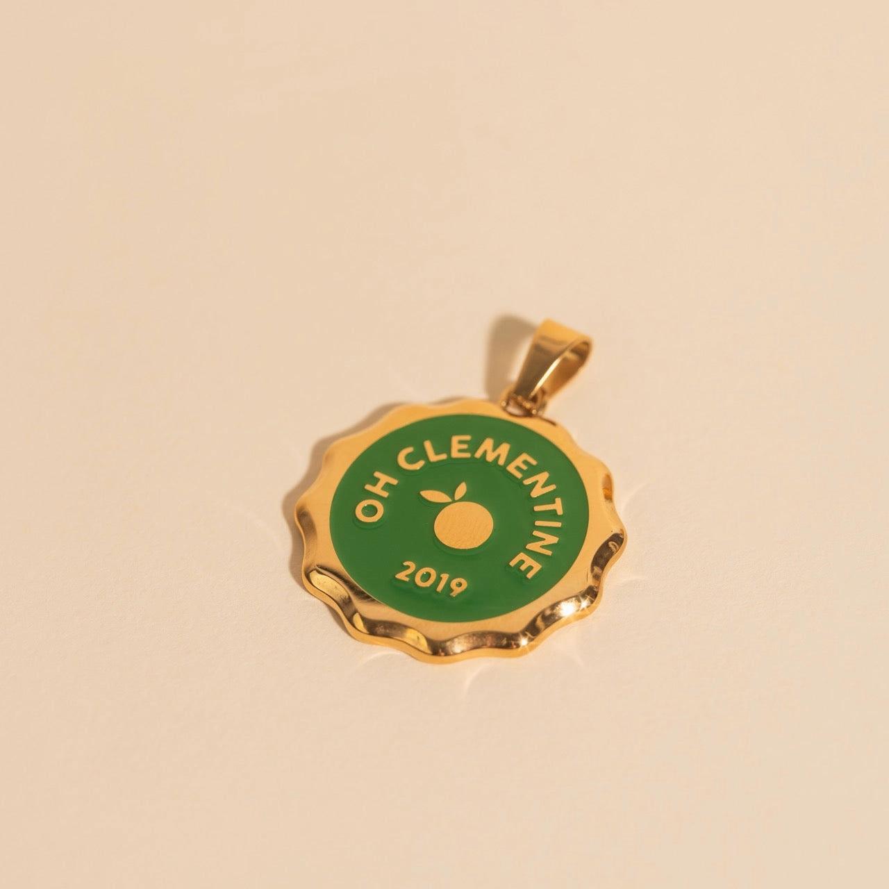 High Shine Fashion Jewelry Look Oh Clem Bottle Cap Necklace Charm