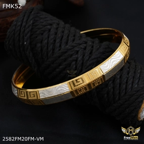 Commendable Fusions FreeMen Designer Golden Silver Dot Design kada for Men FMK52
