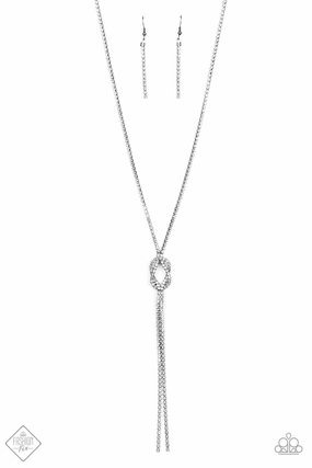 Summer Accent Paparazzi Accessories ? Knockout Knot - Black Necklace?Flat Rate Ship $4.50?