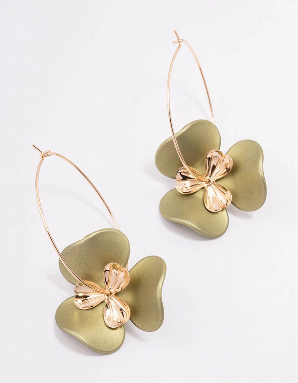 Gold Large Flower Wire Hoop Earrings Heart-Shaped Jewelry Pretty Must-Have