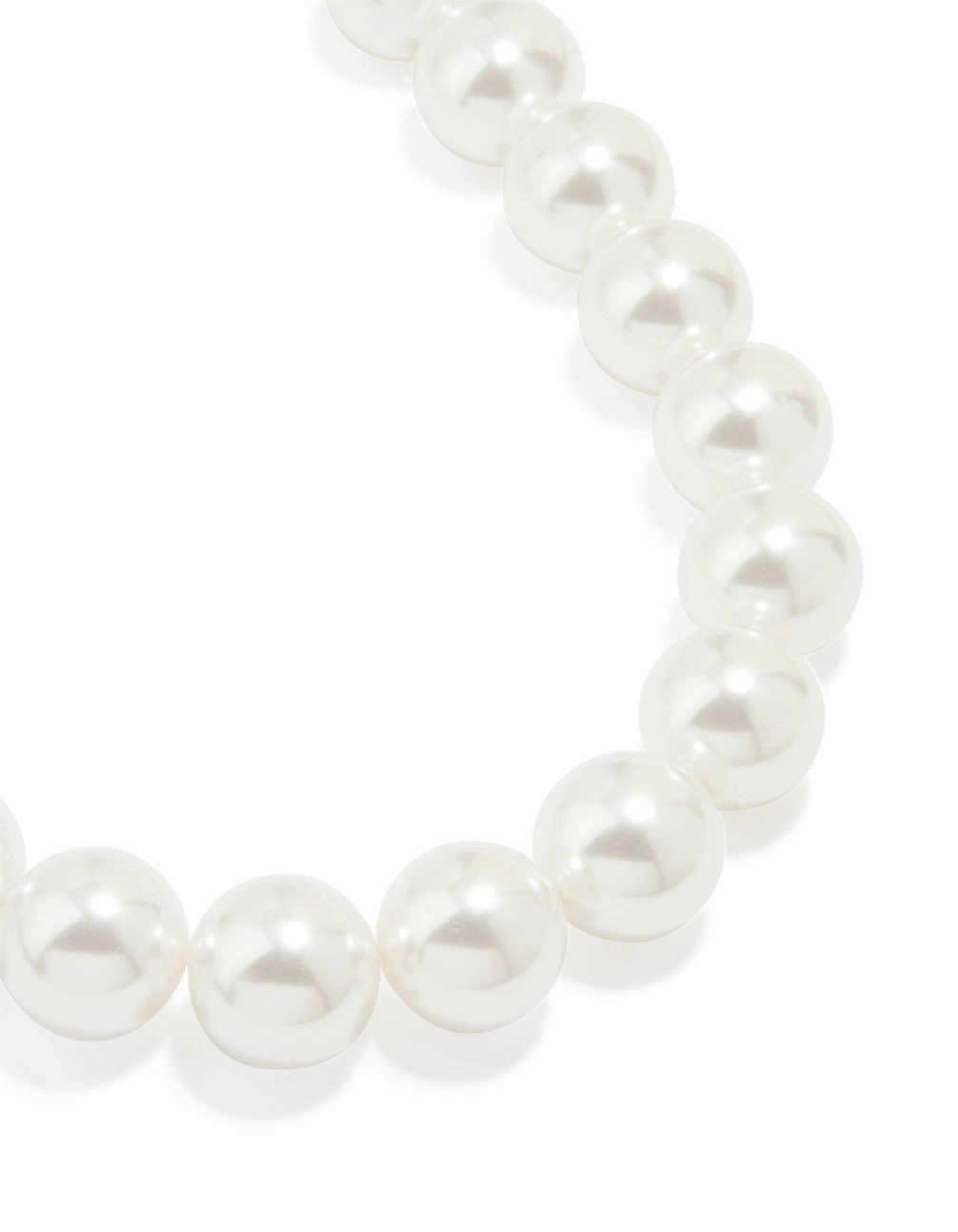 Minimalist Adornment Travel Item Gold Pearl Strand Large Necklace