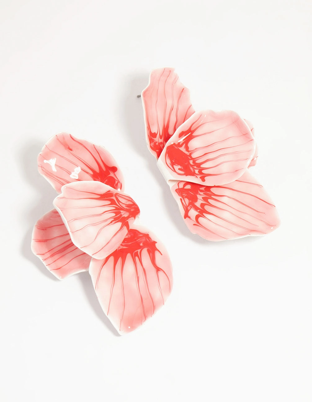 Safe Look Trendy Essential Gold Pink Coated Metal Hammered Statement Petal Stud Earrings