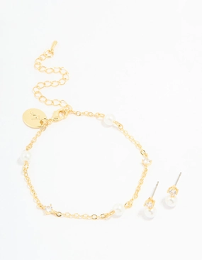 Timeless Feature Gold Plated Cubic Zirconia Pearl Bracelet & Earrings Set