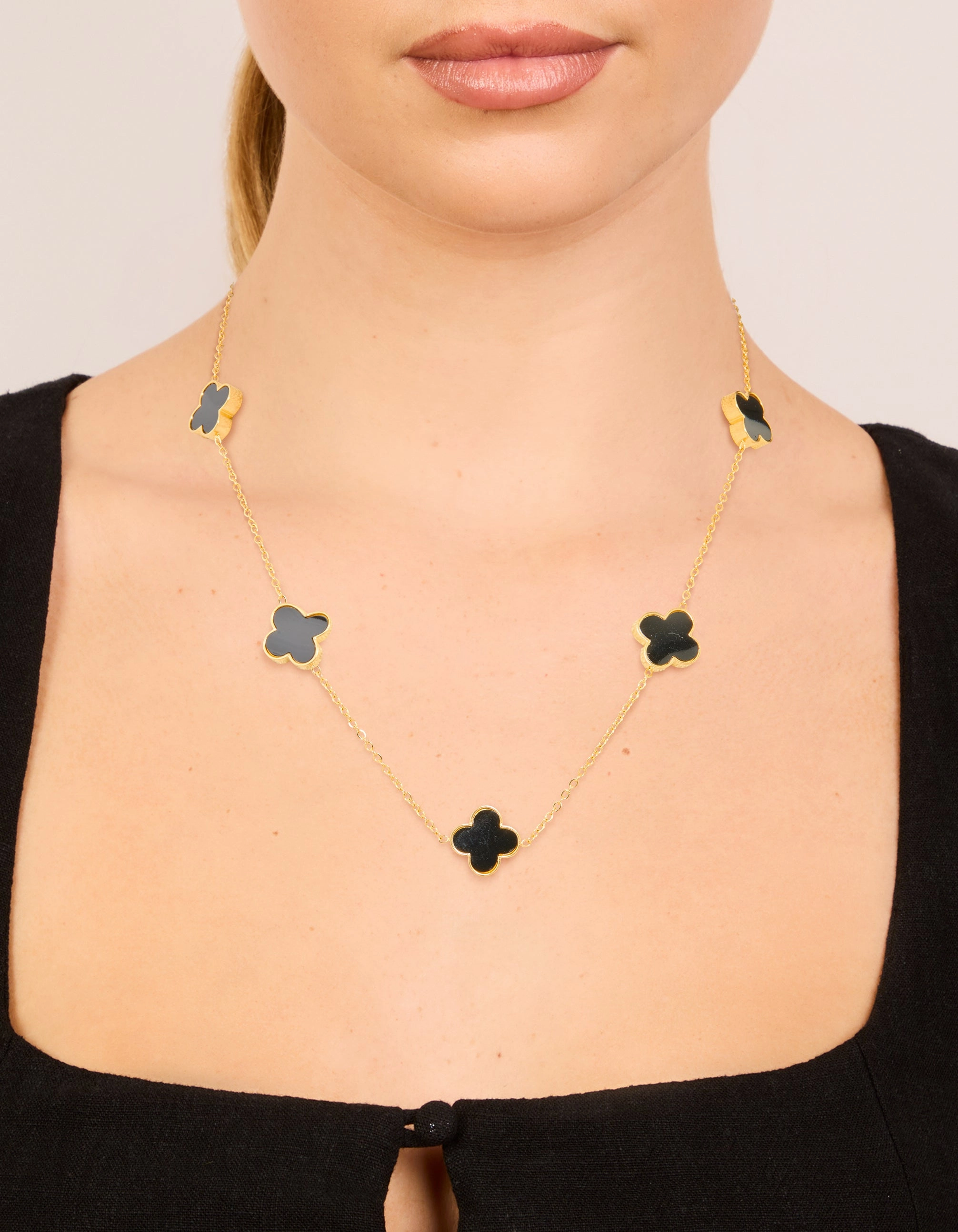Gorgeous Accessory Attractive Accessory Gold Plated Stainless Steel Black Inlay Flowers Necklace