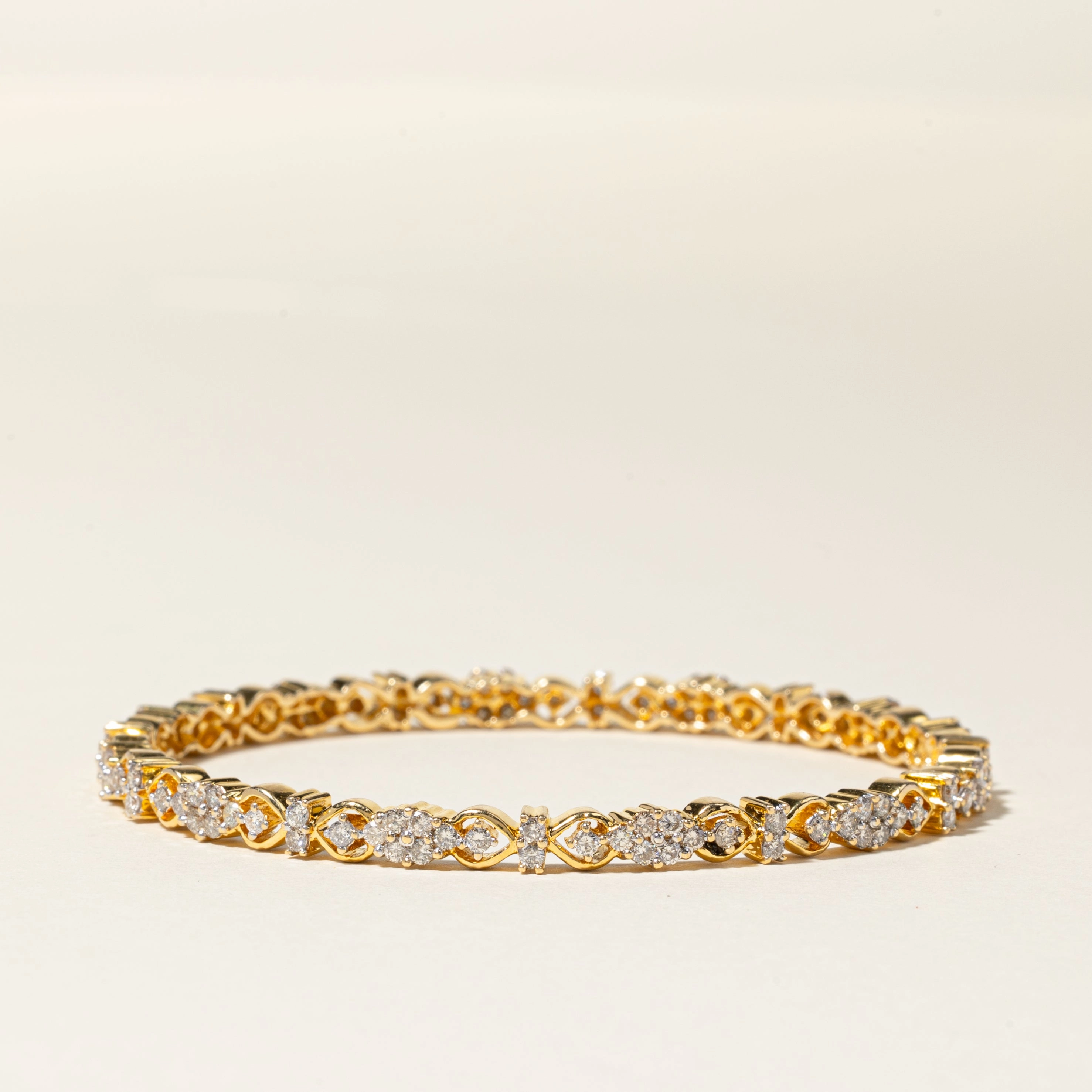 Luxury Line 18K Yellow Gold Diamond Bangle | 4.02ctw | 8"