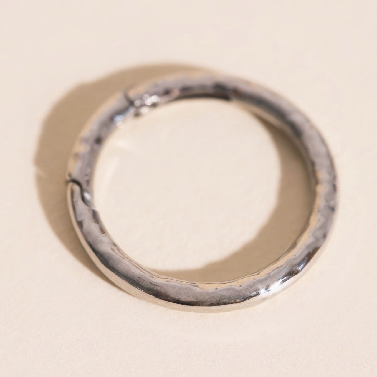 Hammered Circle Necklace Charm Clasp (18mm) Elegant Spark