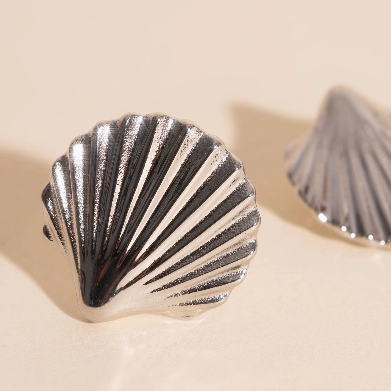 Jumbo Seashell Stud Earrings Trendy Gifts Refined Choice