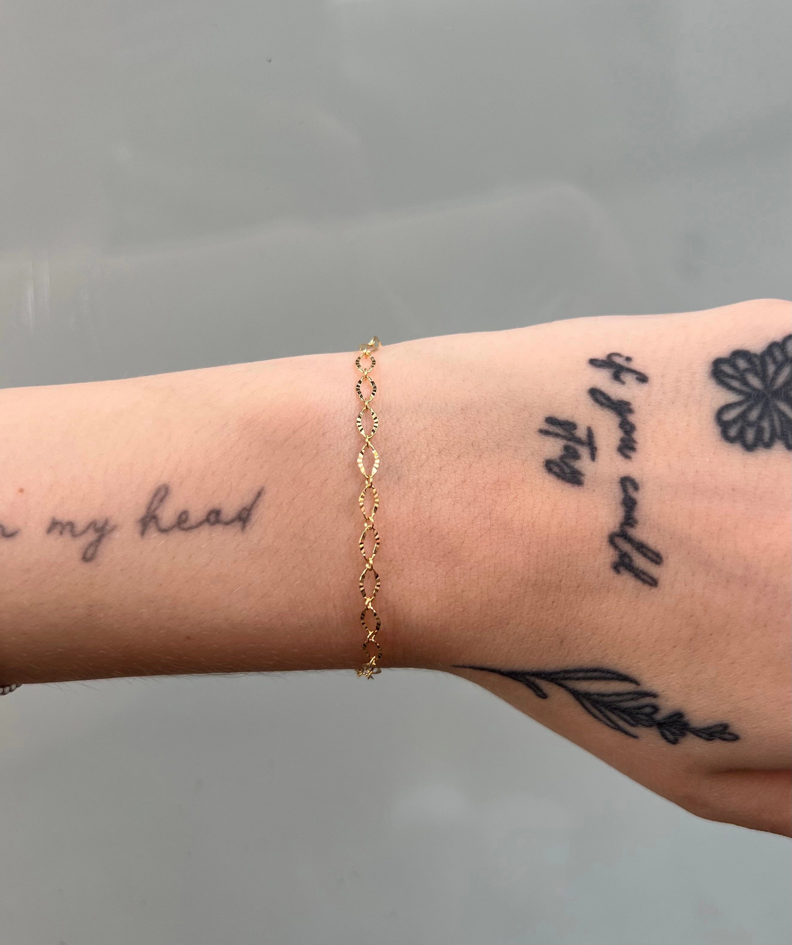 Luminous Classic Appeal Modern Chic