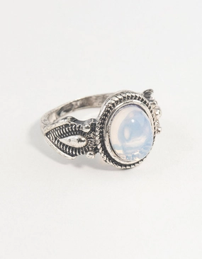 Minimal Simplicity Elegant Craft Antique Silver Oval Moonstone Ring