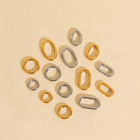 Model Shot Striking Detail Necklace Clasp Super Pack