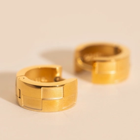 Fashionable Look Naked Checkered Rounded Super Chunky Huggie Hoop Earrings