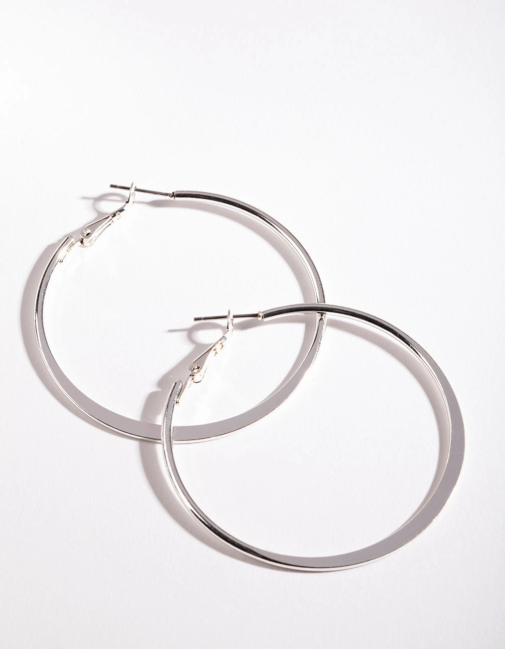 Unique Accessory Beautiful Piece Silver Flat Edge 5cm Hoop Earrings
