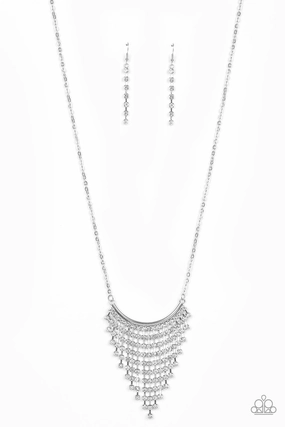 Bold Gift Paparazzi Accessories ? Glitter Bomb - White Necklace?Flat Rate Ship $4.50?