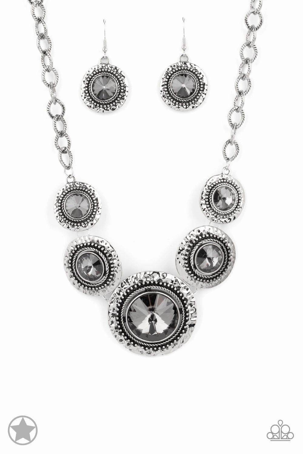 Paparazzi Accessories ? Global Glamour Necklace?Flat Rate Ship $4.50? Simple Jewelry