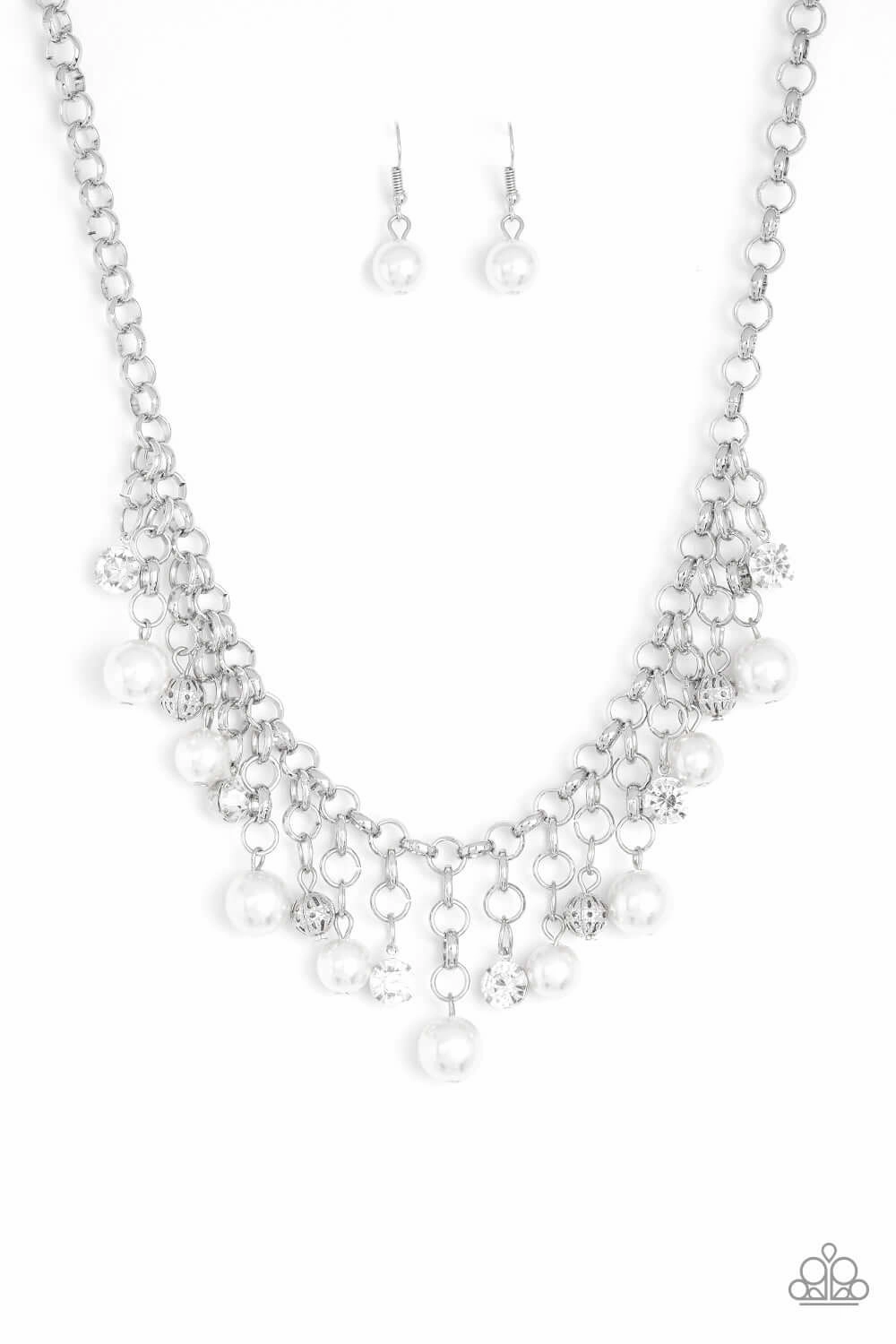 Paparazzi Accessories ? HEIR-headed - White Necklace?Flat Rate Ship $4.50? Elegant Style