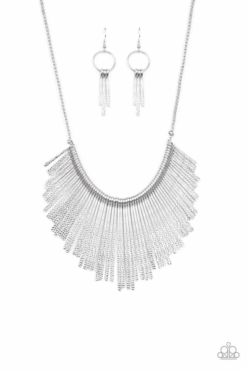 spring fashion Paparazzi Accessories ? Metallic Mane - Silver Necklace?Flat Rate Ship $4.50?