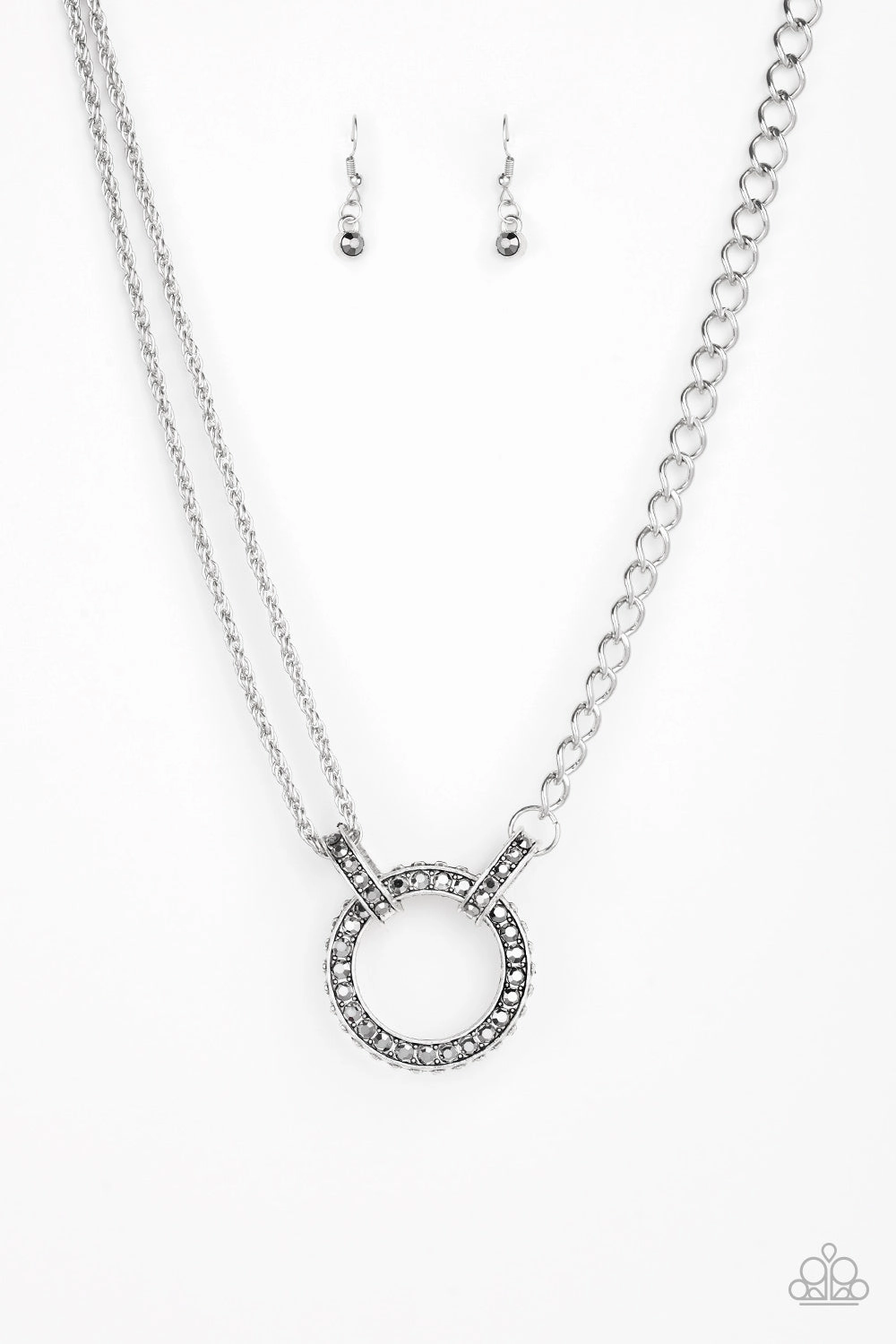 Paparazzi Accessories ? Razzle Dazzle - Silver Necklace?Flat Rate Ship $4.50? Protective Adornment