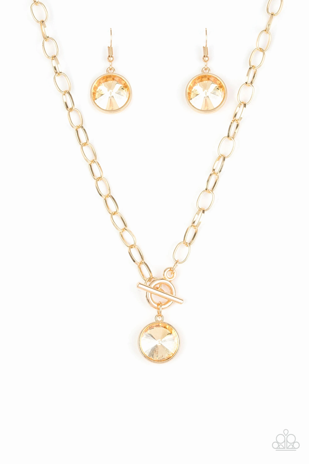 Exclusive Ornament Home Gift Paparazzi Accessories ? She Sparkles On - Gold Necklace?Flat Rate Ship $4.50?