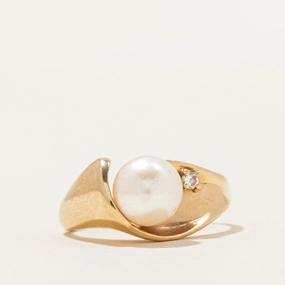 Elegant Sparkle Pearl & Diamond Ring | 0.02ct | SZ 6