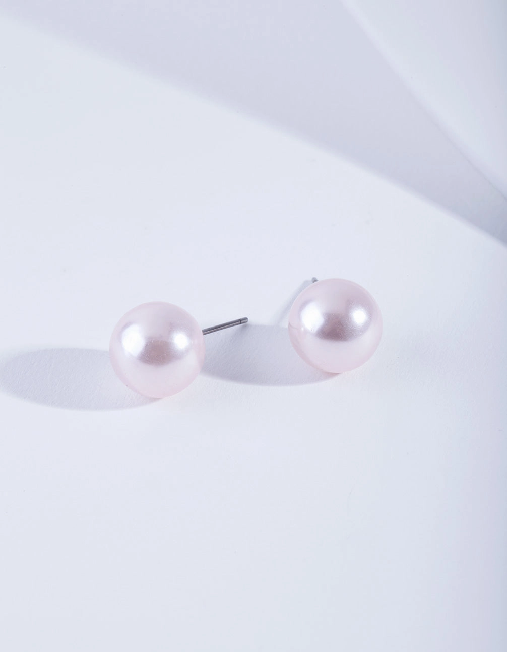 Pearl Ball Stud Earrings Stylish Trinket Comfortable feature