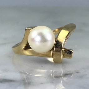 Pearl Engagement Ring. 14k Yellow Gold. Bamboo Style. June Birthstone. 4th Anniversary Gift. Formal Event Luminous Edge