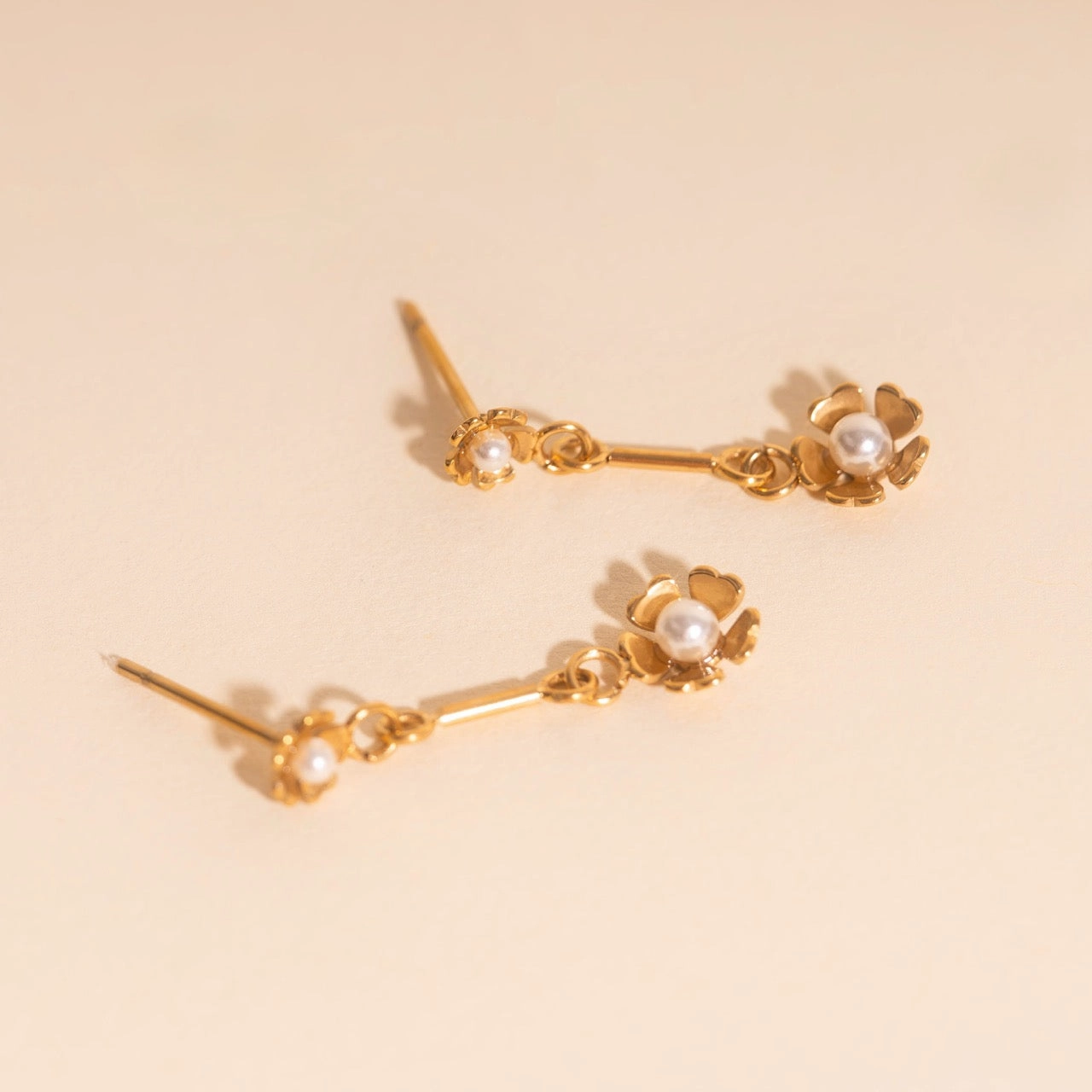 Pearl Flower Dangle Stud Earrings Stylish Outfit Delicate Look