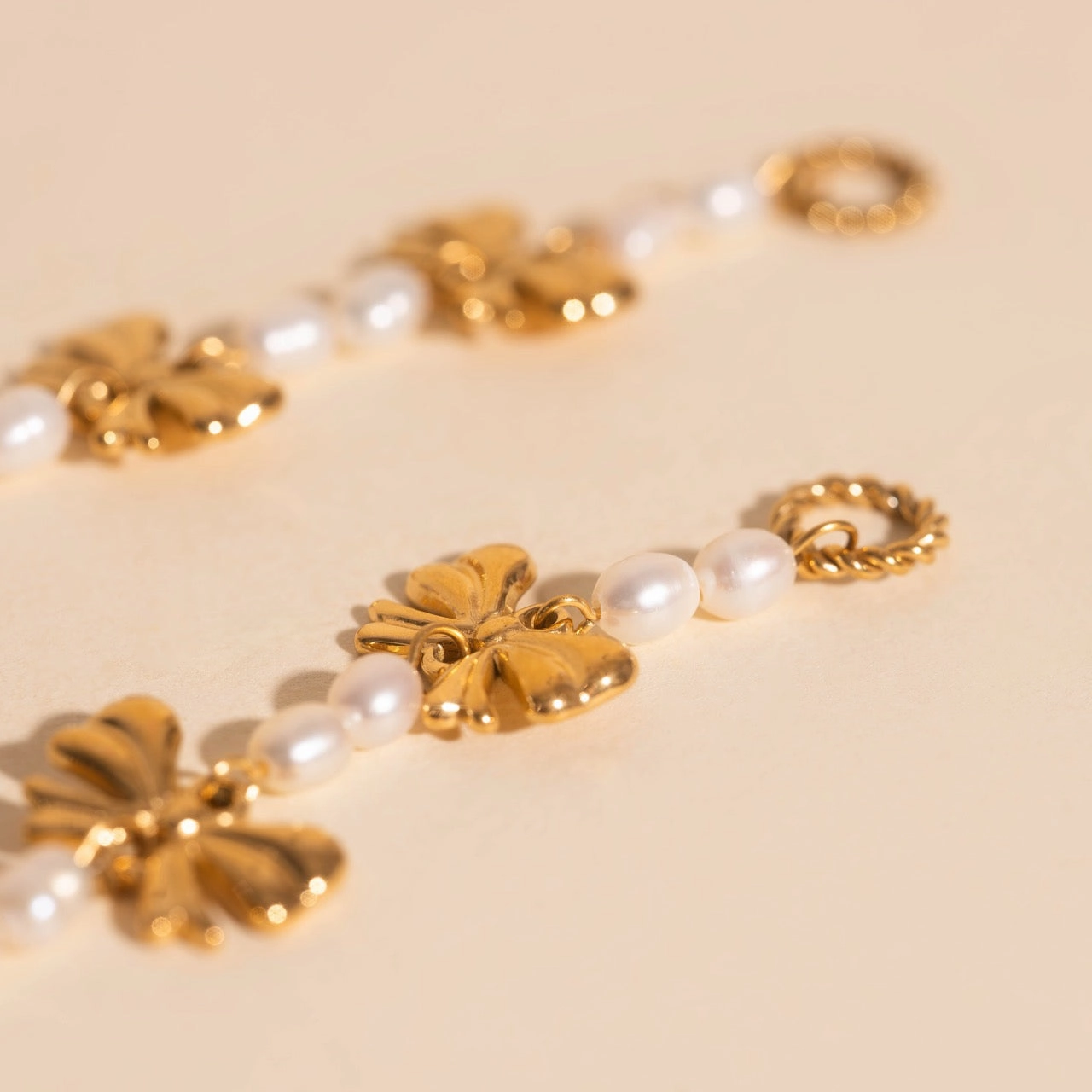 Handcrafted Form Pure Form Pearl Ribbon Dangle Huggie Hoop Charms