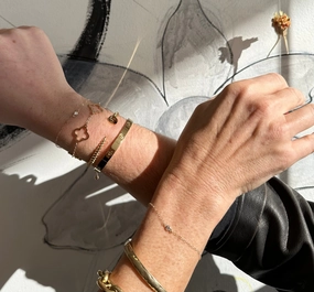 Permanent Jewelry: New York Mobile Concierge ($200 Deposit) Simple Detail