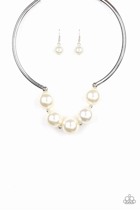 Paparazzi Accessories ? Welcome To Wall Street - White Necklace?Flat Rate Ship $4.50? Chic Edge
