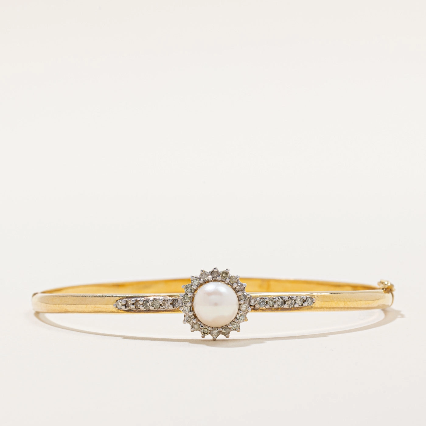 Pearl & Diamond Bracelet | 0.25ctw | 7.5" | Luxury Taste Stylish Vibe