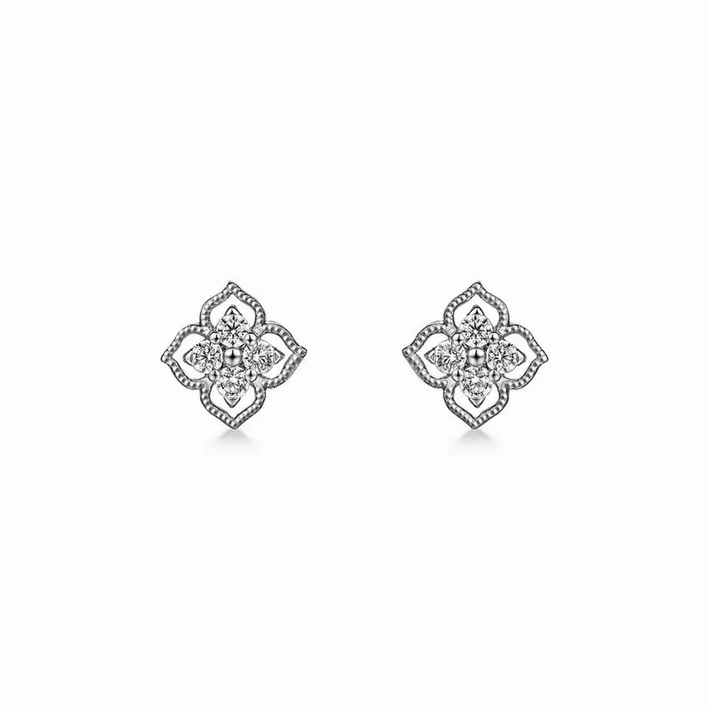 Tiny Item Modernist Decoration Raised-Edge Clover Diamond Studs with Centered Sparkle